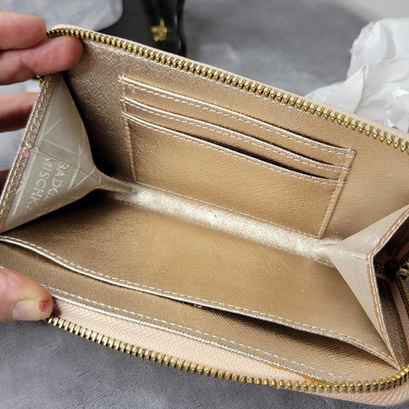 Badgley Mischka Gold Wristlet Wallet NWT‎ - Picture 6 of 7